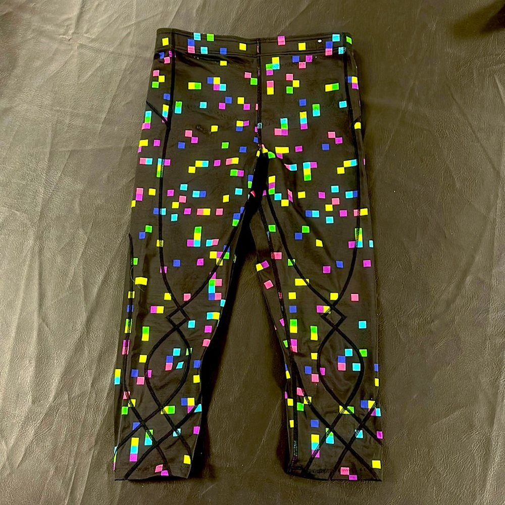 Woman’s CW-X Stability Compression Capri Tights Size M